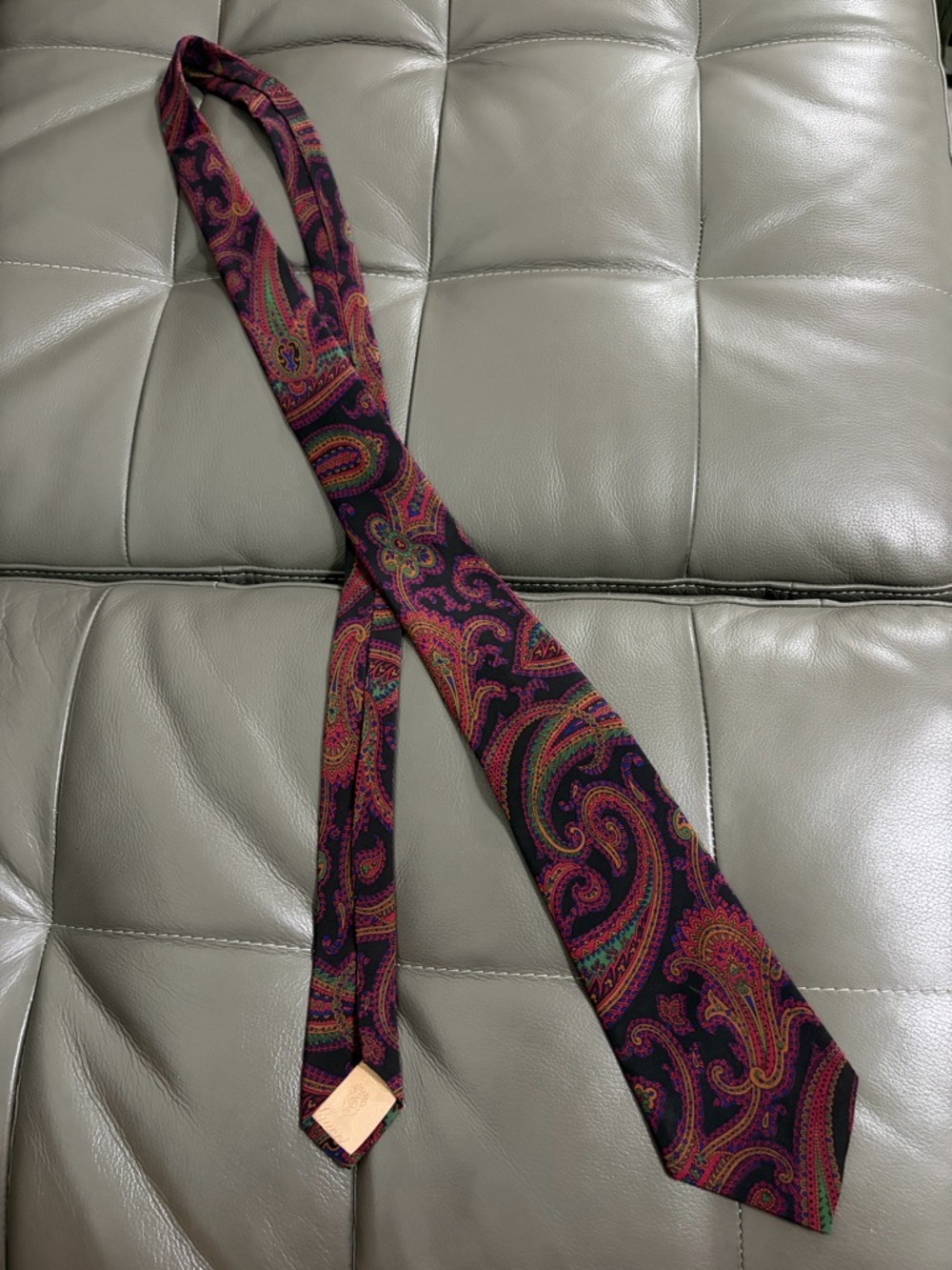 Gucci Burgundy Paisley Silk Tie with Multicolor Accents